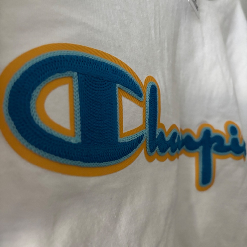 Champion Script Patch Tee - Picture 3 of 5